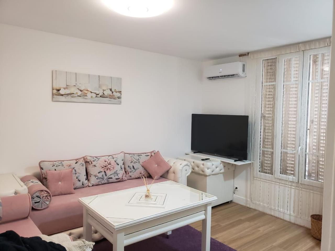 Apartment Alaya