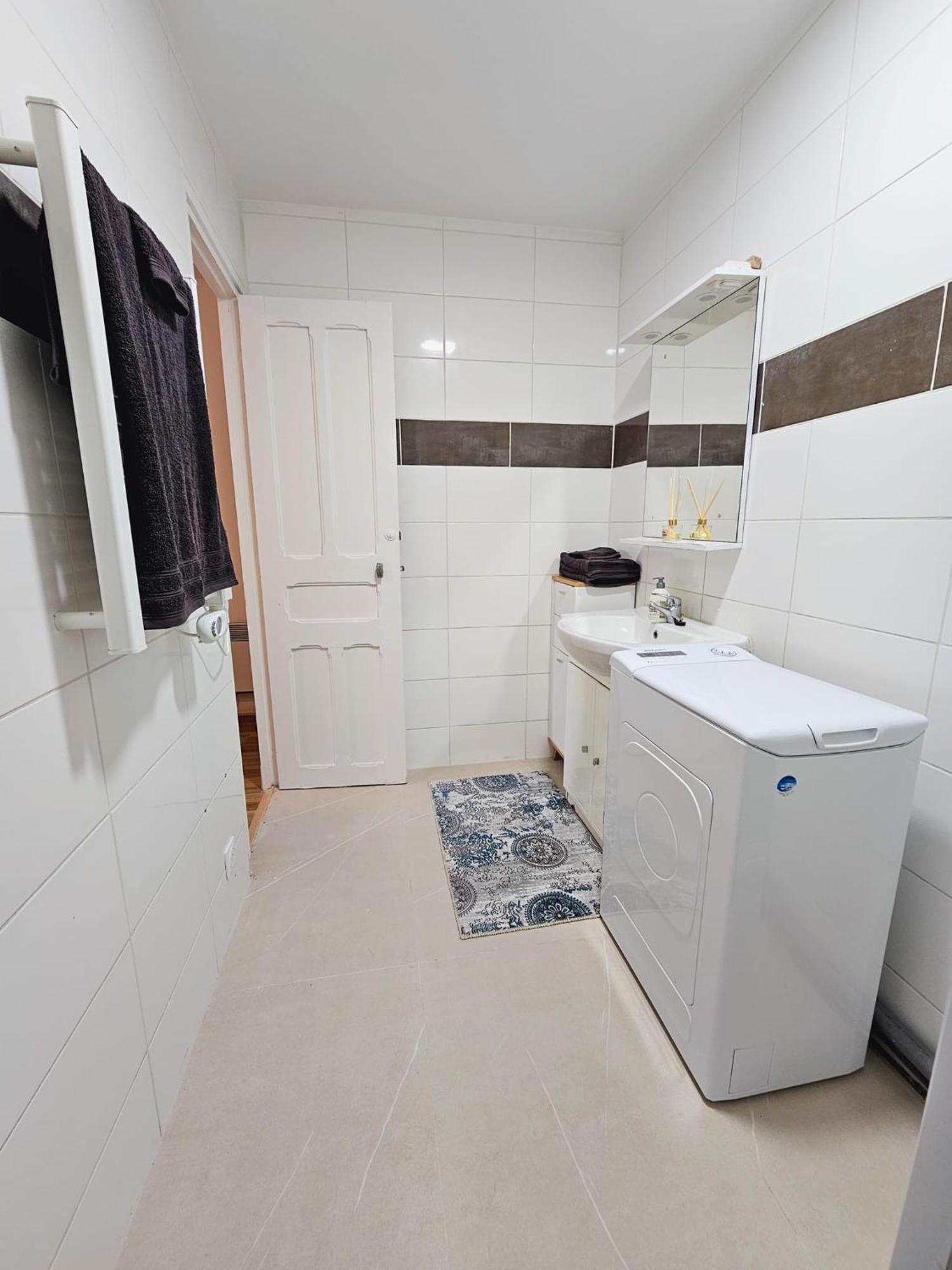 Apartment Alaya *